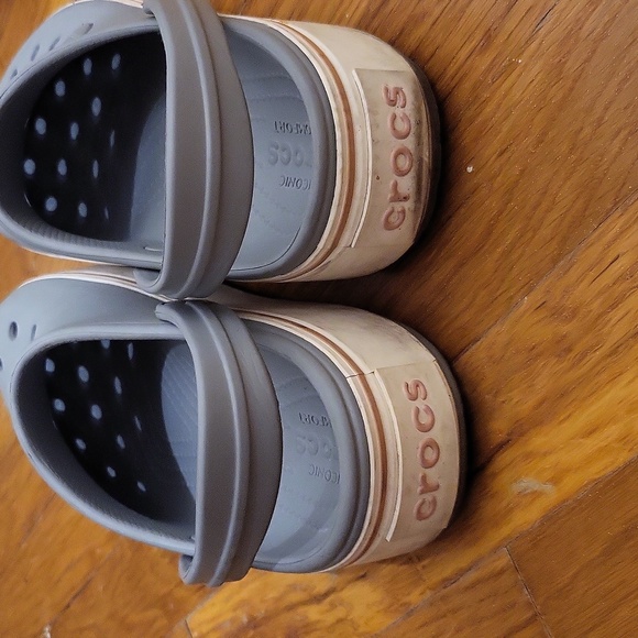 Crocs - Picture 4 of 8